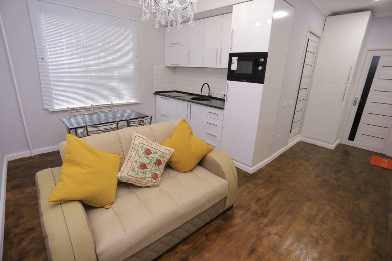 Luxury 2 Bedrooms Apartment Walking Distance From Gur-Emir Samarkanda Zewnętrze zdjęcie