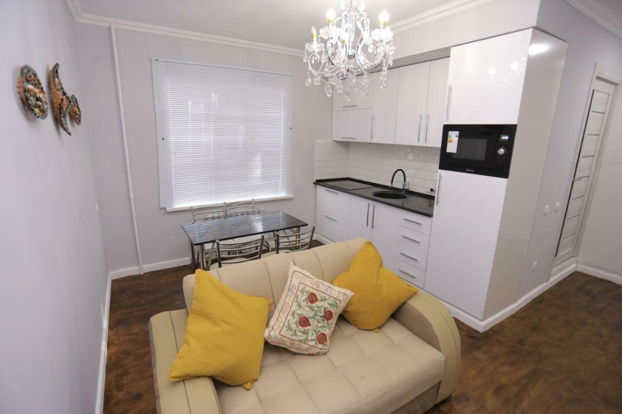 Luxury 2 Bedrooms Apartment Walking Distance From Gur-Emir Samarkanda Zewnętrze zdjęcie