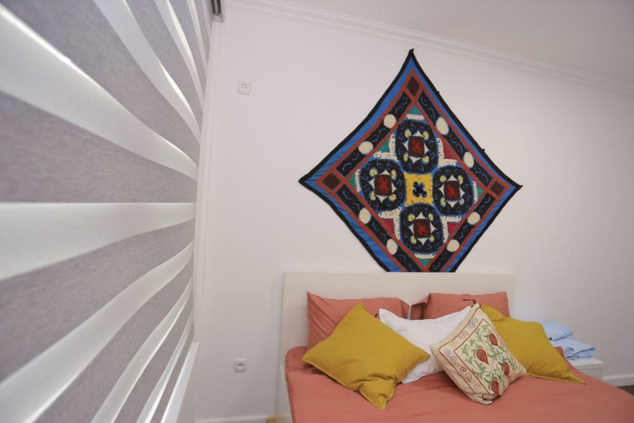 Luxury 2 Bedrooms Apartment Walking Distance From Gur-Emir Samarkanda Zewnętrze zdjęcie