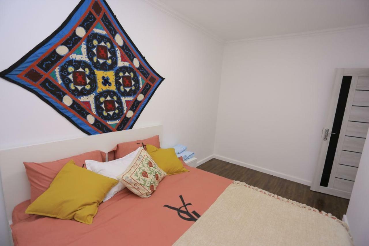 Luxury 2 Bedrooms Apartment Walking Distance From Gur-Emir Samarkanda Zewnętrze zdjęcie