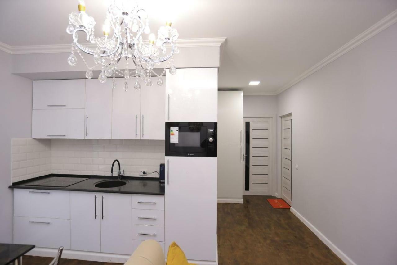 Luxury 2 Bedrooms Apartment Walking Distance From Gur-Emir Samarkanda Zewnętrze zdjęcie