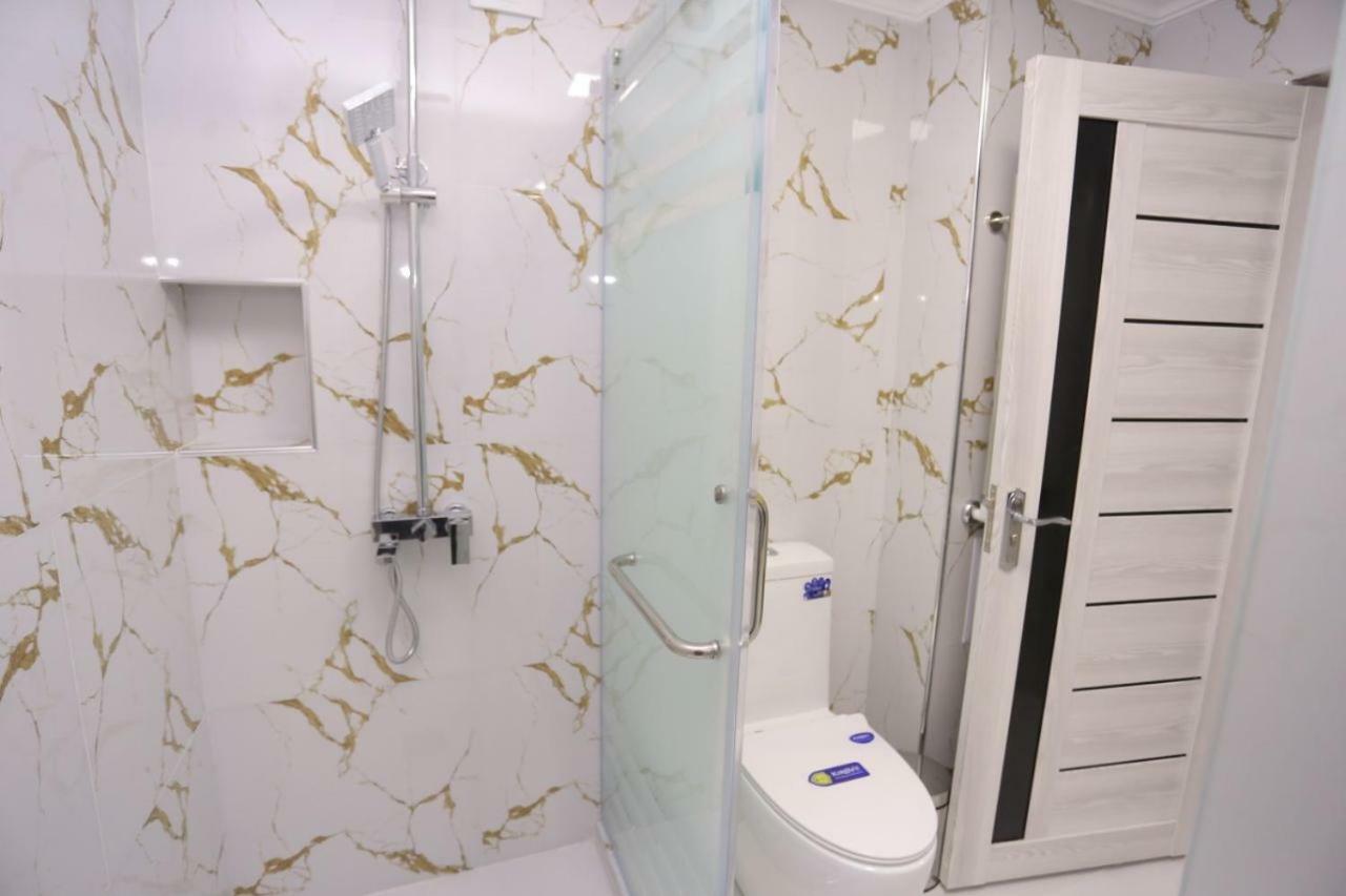 Luxury 2 Bedrooms Apartment Walking Distance From Gur-Emir Samarkanda Zewnętrze zdjęcie