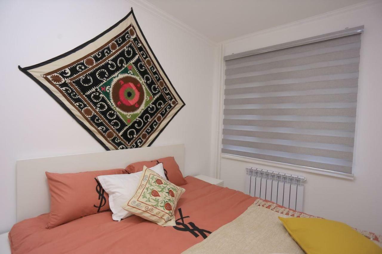 Luxury 2 Bedrooms Apartment Walking Distance From Gur-Emir Samarkanda Zewnętrze zdjęcie